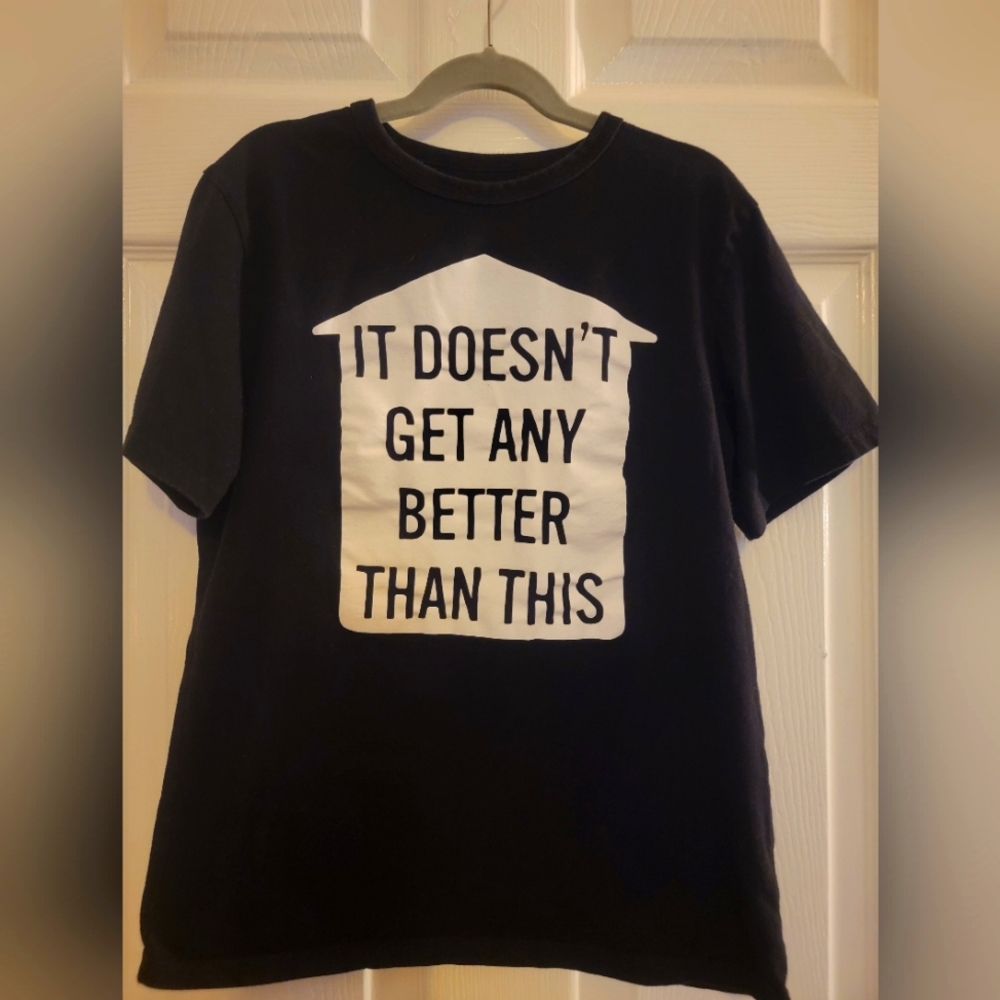 Children's Place boys black graphic t-shirt, size 10/12